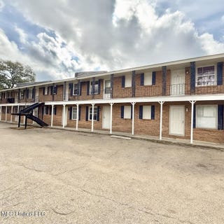 /international/us/212-n-church-street-brookhaven-ms-110108815562/