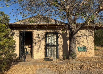 /international/us/309-s-mcmillin-street-stamford-tx-110120516568/