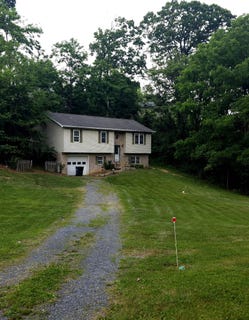 /international/us/412-devon-rd-staunton-va-110108915740/