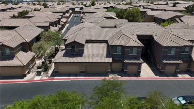 /international/us/6868-sky-pointe-drive-las-vegas-nv-110100192132/