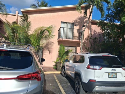 /international/us/3429-sw-52nd-ave-pembroke-park-fl-110107713701/