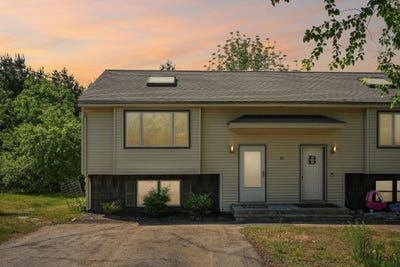 /international/us/82-derryfield-road-derry-nh-110108542396/
