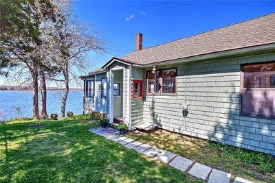 /international/us/35-hanson-road-barrington-ri-110107728572/