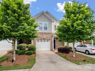 /international/us/3306-yarmouth-lane-gastonia-nc-110099504291/