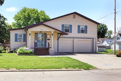 /international/us/1521-dewey-avenue-perry-ia-110108336821/