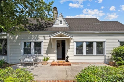 /international/us/145-bay-ave-apalachicola-fl-110101243486/?lang=zh-cn