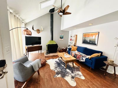 /international/us/61c-country-club-road-dover-vt-110105736482/