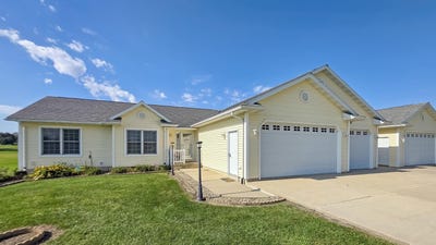 /international/us/32445-vail-avenue-new-hartford-ia-110120562856/