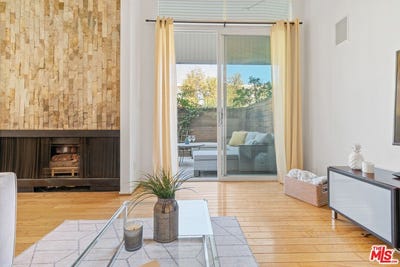 /international/us/4725-la-villa-marina-marina-del-rey-ca-110108474855/