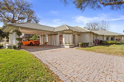 /international/us/9361-cypress-cove-drive-orlando-fl-110101096442/