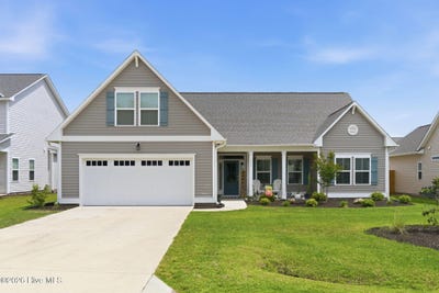 /international/us/305-w-weatherbee-way-hampstead-nc-110107721568/