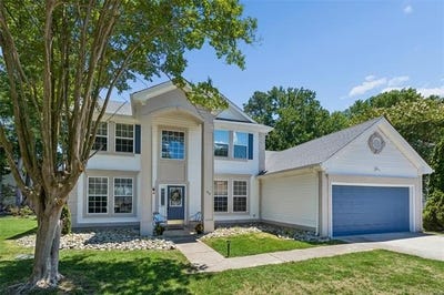/international/us/40-sherry-dell-drive-hampton-va-110108549636/