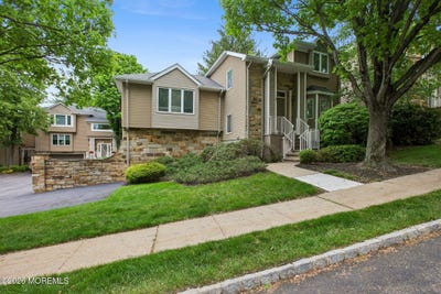 /international/us/163-clarken-drive-west-orange-nj-110108123736/