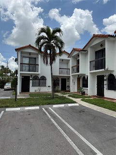 /international/us/2289-w-52nd-st-hialeah-fl-110101253231/