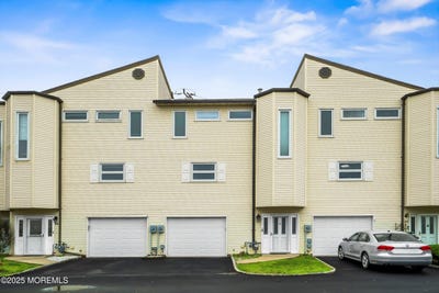 /international/us/15-haven-way-keyport-nj-110100351681/