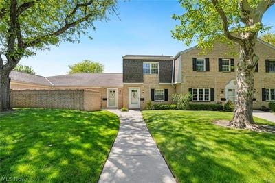 /international/us/21028-reserve-court-fairview-park-oh-110108077824/