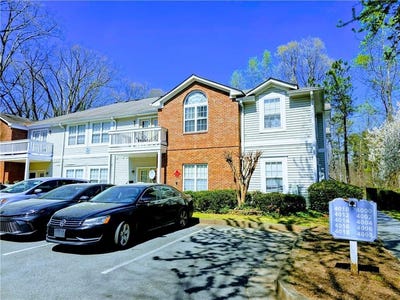 /international/us/4008-orchard-hill-terrace-stone-mountain-ga-110106602117/