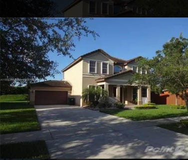 /international/us/12841-sw-200th-ter-miami-fl-110101321073/?lang=en