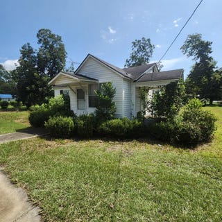 /international/us/87-newton-street-camilla-ga-110109829815/
