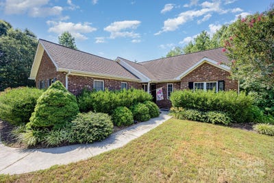 /international/us/610-mountain-place-albemarle-nc-110100594000/