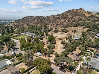 /international/us/vac-vlc-tuxford-street-sun-valley-ca-110101839548/