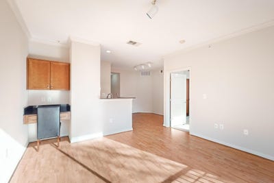 /international/us/330-las-colinas-boulevard-e-irving-tx-110119440018/