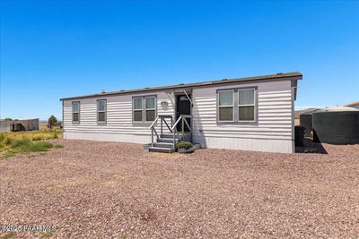 /international/us/3724-w-sandstone-drive-paulden-az-110100621443/