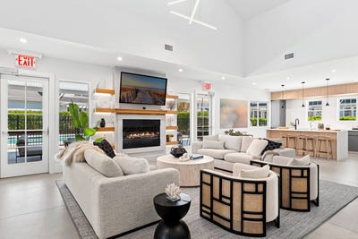 /international/us/12-depot-road-westhampton-beach-ny-110096060934/