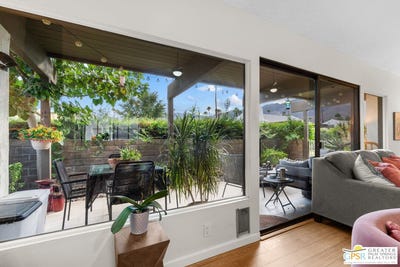 /international/us/1732-capri-cir-palm-springs-ca-110095679417/?lang=pt