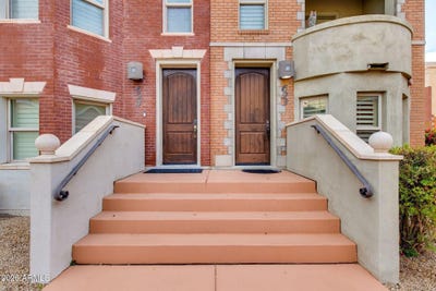 /international/us/623-s-roosevelt-street-tempe-az-110105906008/