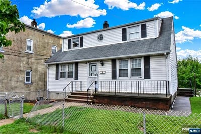 /international/us/391-macarthur-avenue-garfield-nj-110120070822/