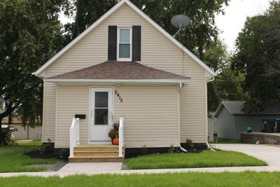 /international/us/2415-8th-ave-so-fort-dodge-ia-110110366103/