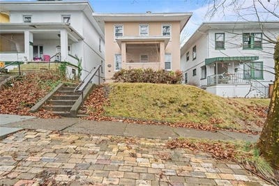 /international/us/133-ida-avenue-donora-pa-110120909997/