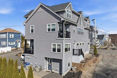 /international/us/21-summit-avenue-beverly-ma-110107055622/