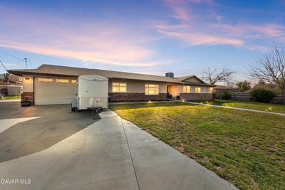/international/us/8954-e-avenue-t14-littlerock-ca-110105214621/