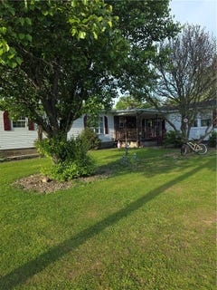 /international/us/409-oak-st-north-union-twp-pa-110107991979/