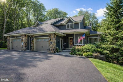 /international/us/130-mystic-creek-trail-oakland-md-110105309601/