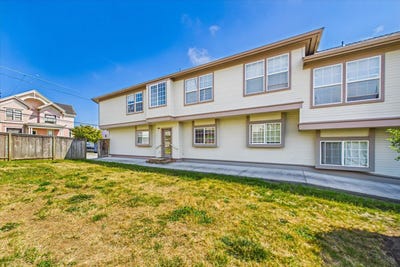 /international/us/1165-h-street-arcata-ca-110109028963/