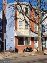 /international/us/63-king-street-pottstown-pa-110107433584/