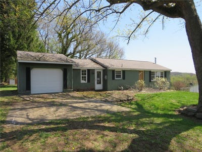 /international/us/329-circle-dr-delmont-pa-110099797277/?lang=en