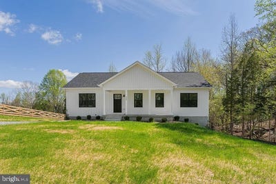 /international/us/206-seclusion-shores-drive-mineral-va-110099889066/