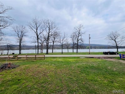 /international/us/1185-w-lakeshore-drive-bismarck-mo-110098667954/