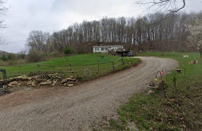 /international/us/10855-sugargrove-rd-chandlersville-oh-110108394732/