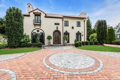 /international/us/259-lakeview-avenue-w-brightwaters-ny-110105495677/