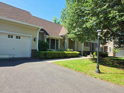 /international/us/47-hedge-row-road-princeton-nj-110105016927/