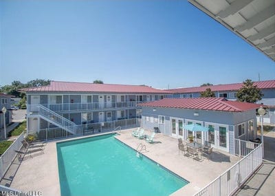 /international/us/1664-beach-b66-boulevard-lot-66-biloxi-ms-110105267708/