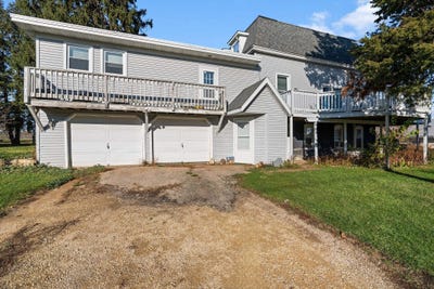 /international/us/318-mandt-parkway-stoughton-wi-110098546345/