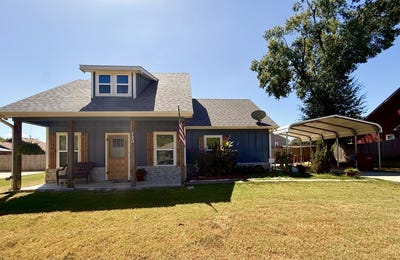 /international/us/120-w-fairview-street-blossom-tx-110110190702/