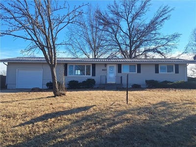 /international/us/820-meadow-lane-kirksville-mo-110105703189/