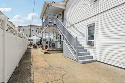 /international/us/148-e-burk-avenue-wildwood-nj-110108553077/